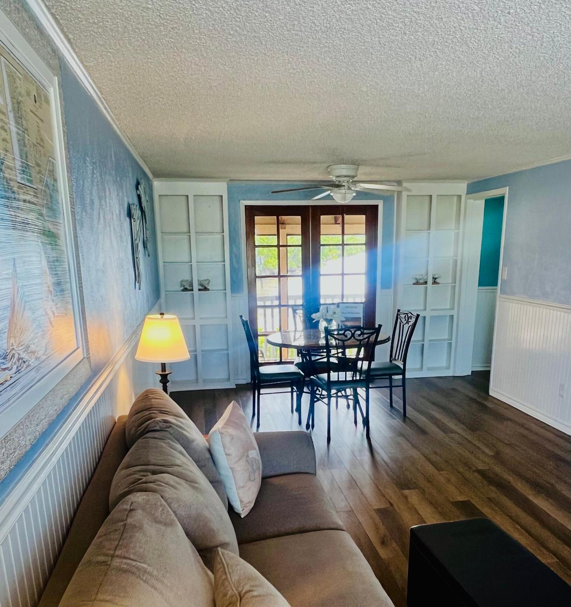 River Wilderness Waterfront Cabins Everglades City Exteriör bild