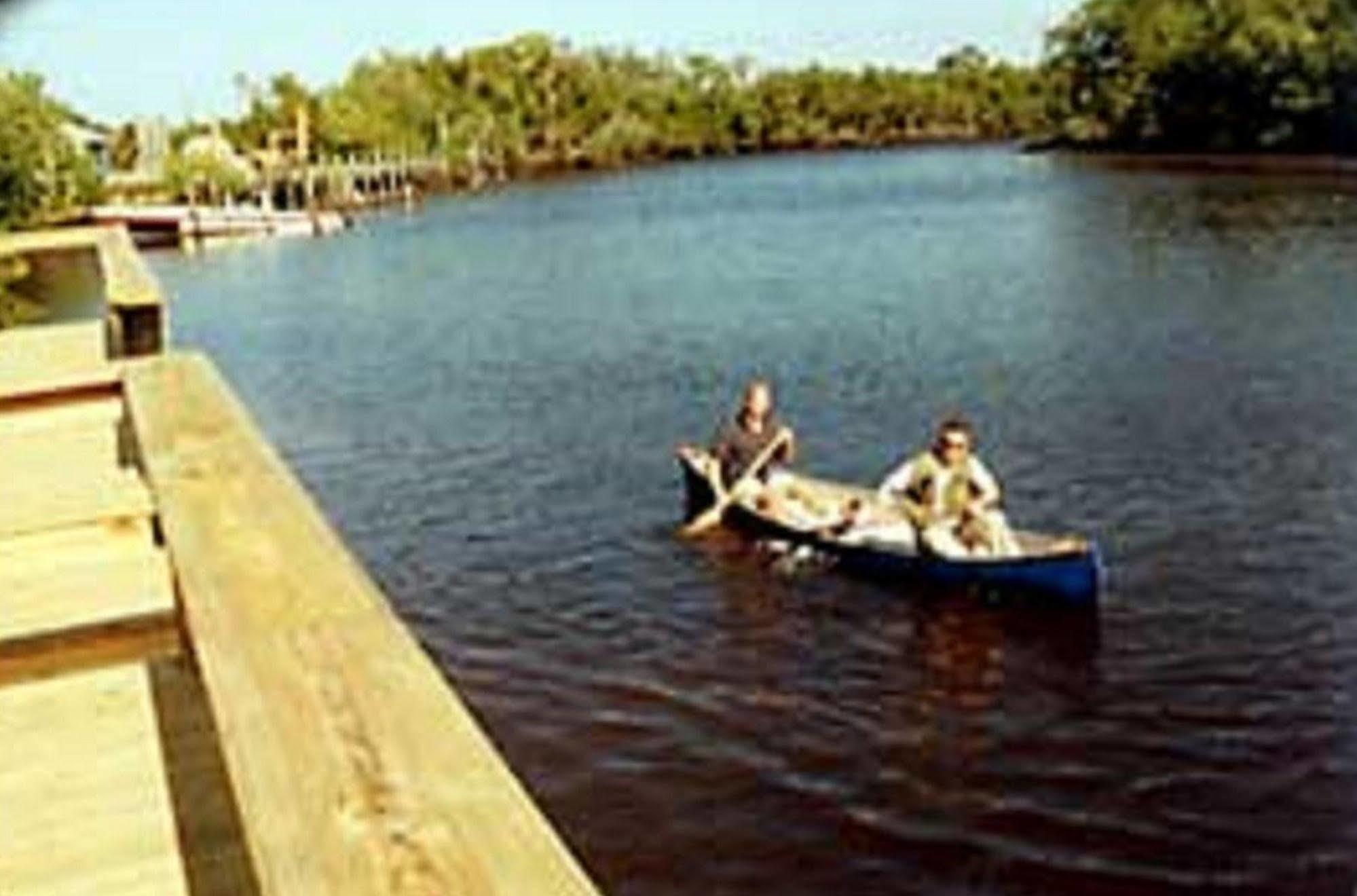 River Wilderness Waterfront Cabins Everglades City Exteriör bild